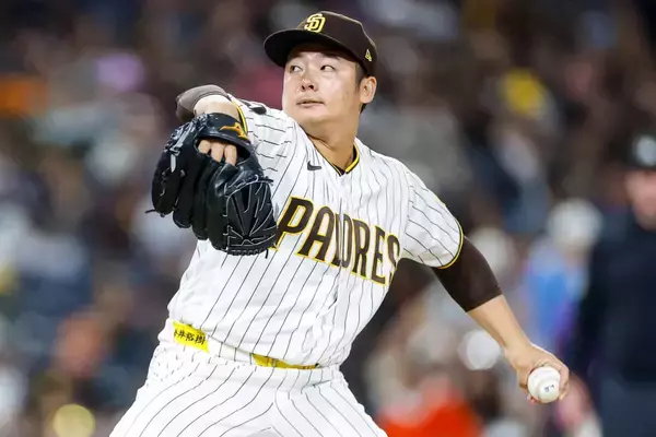 松井裕樹、１／３回を被安打２もラッキー無失点で３ホールド目　後続ブリトが好救援…２試合連続接戦でリリーフ
