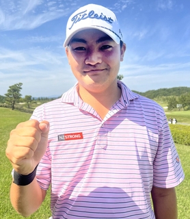 【男子ゴルフ】カズマ・コボリが「６４」で３位浮上　 細野勇策が首位、大岩龍一は２位　第２Ｒの前半組がホールアウト