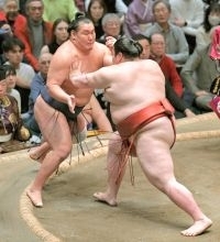 熱海富士が３回目の横綱戦で初金星　「率直にうれしい。いつも通り自分のやることを全力でやろうと考えていた」