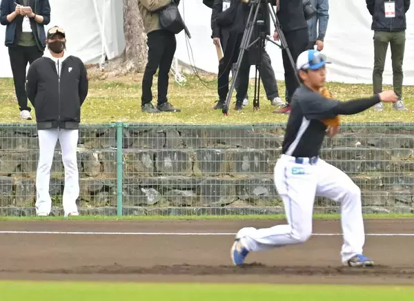 【日本ハム】新庄剛志監督が２選手を絶賛　共通点は“挑戦”も気になる点は指摘…第２クール初日