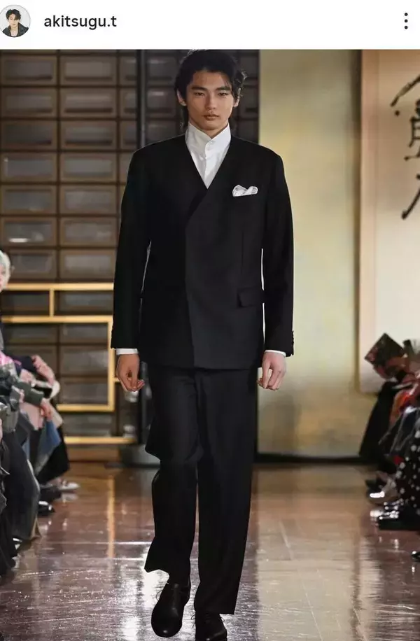 身長１９０センチ！冨永愛のイケメン息子　ランウェー姿に「ウヒョー」「カッコイイ～」母は妊娠公表