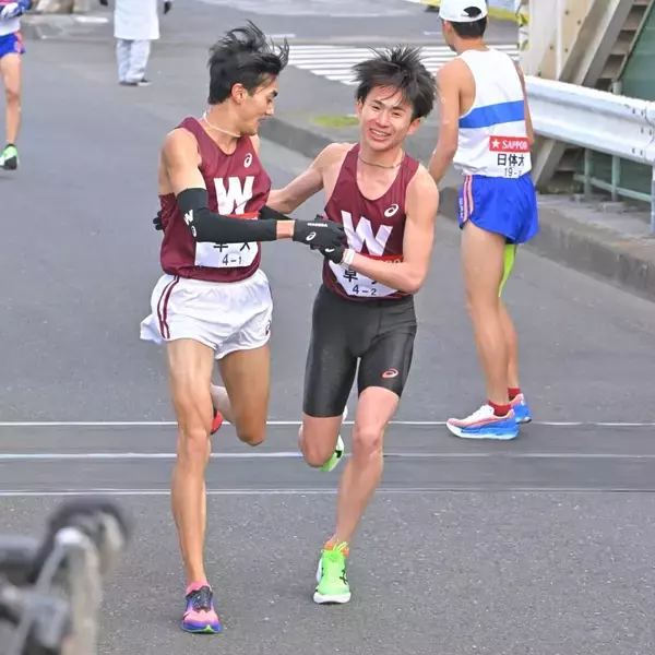 【箱根駅伝】早大の山口智規、城西大のキムタイと共に前を追う　前回２区１２位からリベンジの激走