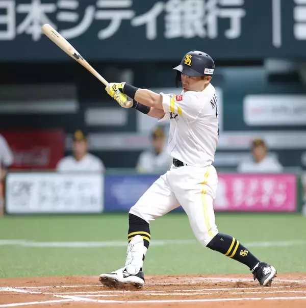 【ソフトバンク】中村晃が今季８打席目で待望の初安打　追い込まれてからチェンジアップを中前にはじき返す