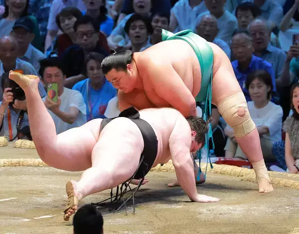 大関・琴桜がカド番を脱出　１３日目での勝ち越しについては「満足するわけではないので」