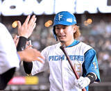 「【日本ハム】水野達稀、初回初球先頭弾、荘司の１４９キロ直球を左翼ブルペン奥へ自身最多タイ７号ソロ」の画像1