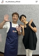 東大卒の知的美女　意外な“有名人”と２ショット　松本伊代＆スーパーアキダイ社長と共演の菊川怜が公開