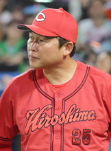 【広島】８年連続のＶ逸＆３年連続のシーズン負け越しが確定…昨季より９試合早く　　昨季に並ぶ今季ワースト借金２０　ヤクルトに完敗