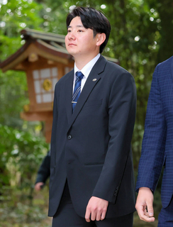 【巨人】ドラ１竹丸和幸が実戦で”無失点デビュー”目指す「ゼロで抑えたい」　宮崎神宮参拝