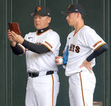 「【巨人】「体が壊死した状態」板東湧梧は第２クールも魔改造…久保コーチとマンツーマン」の画像1