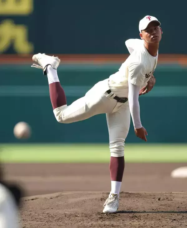 【甲子園】いきなりの九州勢対決！東筑ＶＳ神村学園　公立の雄・東筑は最速１４７キロ右腕の深町、強豪・神村学園は春のセンバツ好投のエース・龍頭