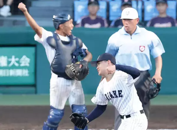 【甲子園】熊本代表・有明、９回「あと１死」から大逆転勝利　２死満塁から走者一掃二塁打に聖地熱狂　永田晴輝が驚異５打点…高見監督、大声援に「取らせてもらった４点」