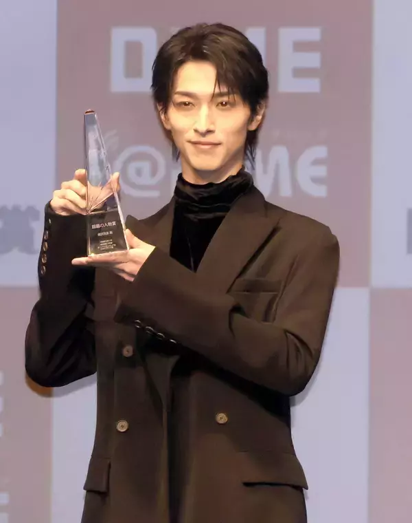 横浜流星、俳優業の第一章完結した「２０代も今年最後。非常に濃く駆け抜けた」来年はプロデューサー業に意欲