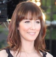 芸能界復帰して１３年…山本モナ　日テレ男性アナと２ショット！昨年に司法試験に合格「お綺麗」と反響