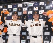 【巨人】「僕がここに立ててるのは竹丸のおかげ」「受けててスゴイ」今季初お立ち台の岸田行倫が竹丸を絶賛【ヒーローインタビュー】