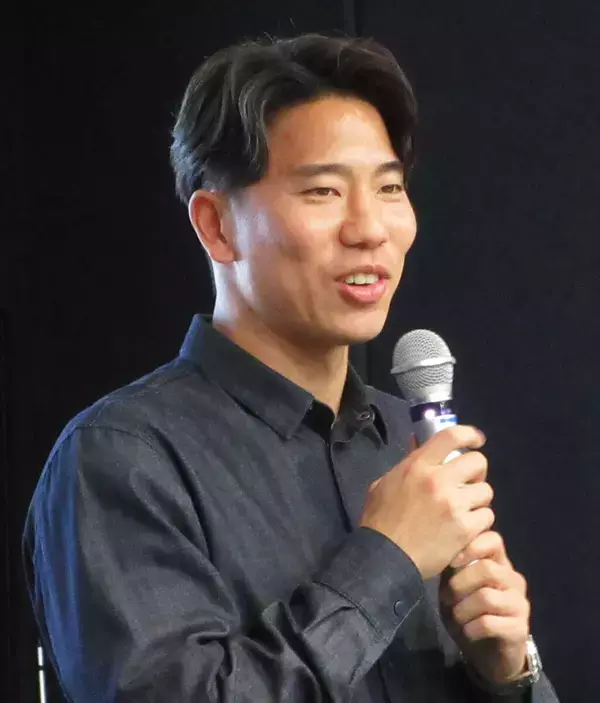 Ｊ１広島、元日本代表ＦＷ浅野拓磨獲得を発表　“ジャガー”が１０年ぶり古巣復帰「リーグ制覇、アジア制覇を目指して全力で」