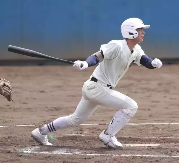 【高校野球】日大三が初回に９点奪い、５回コールド勝ちで準々決勝進出　三木監督「出すべきものを出さないと」…西東京大会