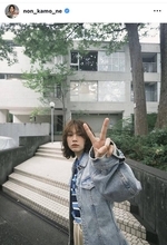 「レべチ」「かっこいい…」朝ドラヒロイン女優のクールなオフショに「美しすぎる」と反響！　のんが公開