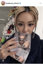 倖田來未、デビュー２５周年で大阪へ＆ＣＤのクールなパッケージに「このパケ強強」「鼻ピアス超可愛い」と反響