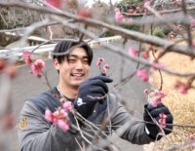 巨人・三塚琉生「３倍吸収したい」岡本和真との自主トレに昨年の約３倍の期間参加へ