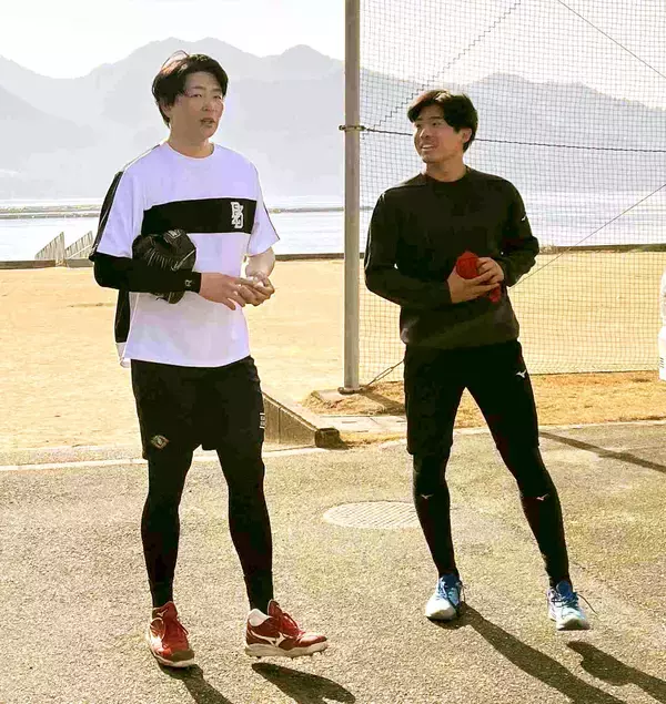 【広島】トミー・ジョン手術のドラ７高木快大、過去４度右肘手術の大瀬良に“密着取材”