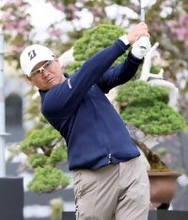 宮里優作「どうしちゃったんだ」ツアー史上初の連続イーグル締めで２差浮上　心に生きる「ジャンボイズム」