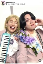 綾瀬はるかそっくりタレント、夫婦で「ミセス」メンバーに変身！？モノマネに「似てます！」「雰囲気ある」「断固として」