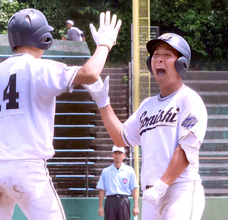 【高校野球】御殿場西が２本塁打で快勝　４回に５番・高山宙宏が逆転２ラン　６回には４番・大石琉葵も左越え２ラン…静岡大会