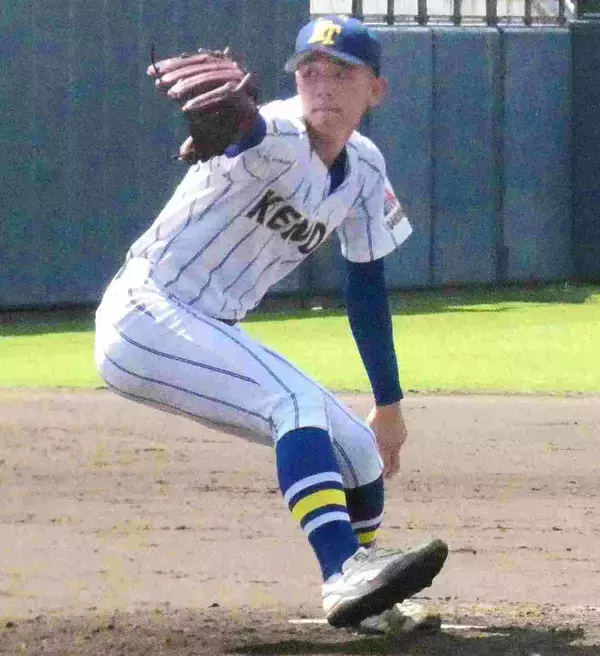 【高校野球】 健大高崎の１年生左腕・大橋叡刀が５回無失点の好投　自己最速も中学時代から５キロ更新　青柳監督「将来は佐藤龍月のように」