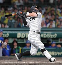 米野球専門誌「トップＦＡ５０」に日本人５選手…３位鈴木誠也は４年総額約１９７・５億円、佐藤輝明は４年総額１０２・７億円契約予想…平良、今永、伊藤もランクイン