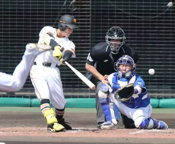 【巨人】今までにないタイプの新切り込み隊長…浦田俊輔が新チームの新星になる　坂本勇人も開幕サード前進…その理由