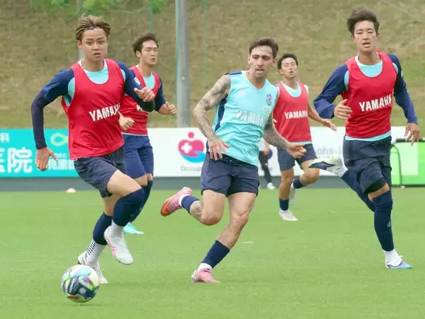 【Ｊ２磐田】ＭＦグスタボシルバがＫＯＮＡＭＩ月間ＭＶＰ初受賞　岐阜戦の決勝弾など４月５試合で３ゴール