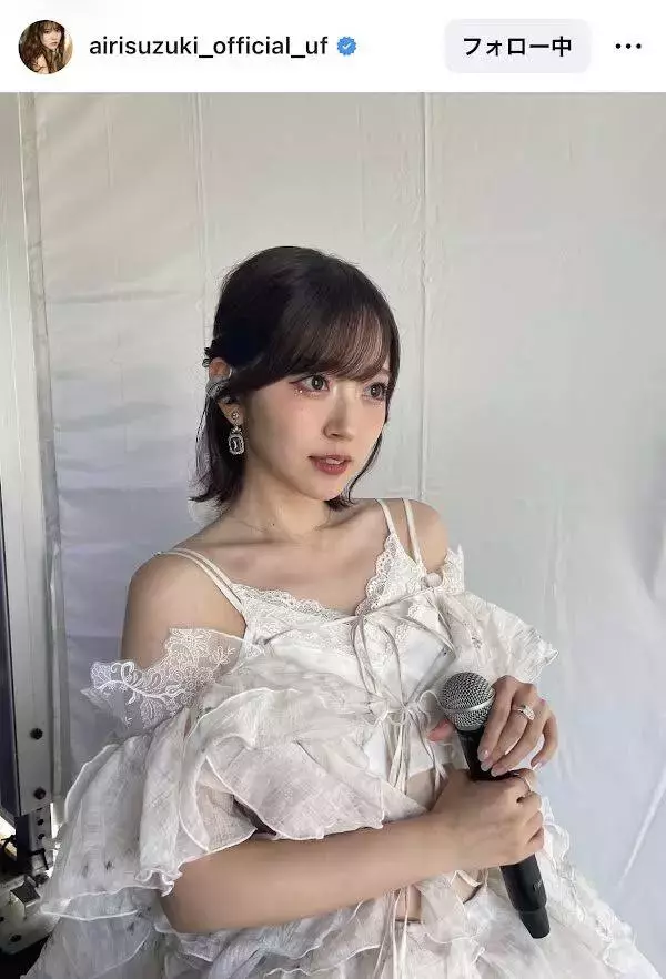鈴木愛理の腹チラ衣装ショットに「本当に可愛い」「女神だわ」の声　オーイシマサヨシとの２ショットも