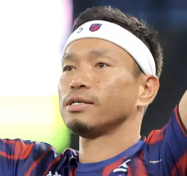 ３９歳ＤＦ長友佑都が“復活”　Ｗ杯スウェーデン戦以来のピッチへ　天皇杯・ＦＣ東京―長野でスタメン出場