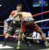 「元ＷＢＡフライ級王者ユーリ阿久井政悟が再起戦にＫＯ勝ち「再び世界王者目指します」」の画像1