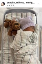 美ぼうの元テニス選手、アンナ・クルニコワさん４４歳が第４子誕生を発表　パートナーは歌手エンリケ・イグレシアス