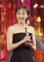 【日本アカデミー賞】森田望智が最優秀助演女優賞　蒼井優の言葉を胸に…「諦めなくてありがとう」と自らをねぎらう　新人俳優賞にも選出