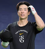 「【巨人】松本剛がサンドボールでティー打撃…「１番・中堅」で先発へ」の画像1