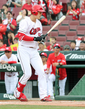 【広島】２回に４点先制！２者連続押し出し四球→菊池涼介「たまたまバットに当たるところに…」２３打席ぶり安打の２点二塁打　オリックス・宮国凌空をＫＯ