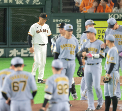 【巨人】橋上監督代行、ファンに「申し訳なかった」阪神に大敗　５回の円陣でかけた言葉は…一問一答