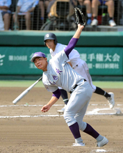 【甲子園】フォームは大谷翔平？！「まねしたいと思っています」 花巻東の２年生右腕・菅原駿が７回途中無失点の好投