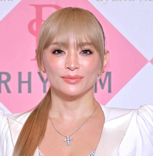 浜崎あゆみ、上海公演前日に開催中止を発表「午前に急遽公演中止の要請を…。今はまだ信じられず、言葉になりません」