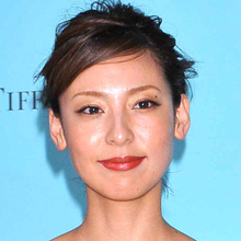 ４４歳人気モデル「年の差半端ない」息子の七五三の２日後に「娘ちゃん」の成人式！晴れ姿に感動した小泉里子