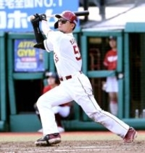 【楽天】新設ＨＲゾーン、チーム初着弾はＹＧ安田　恩恵に「相当でかいっしょ。でも捕手の時は…広げてほしい」改名初アーチ