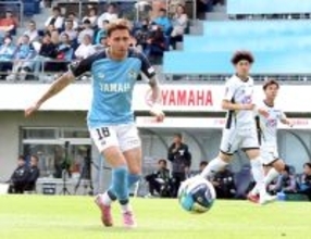 【Ｊ２磐田】今季初の４連勝　三浦文丈新監督が初陣飾る「選手は魂出して戦ってくれた」ＭＦグスタボシルバが先制弾