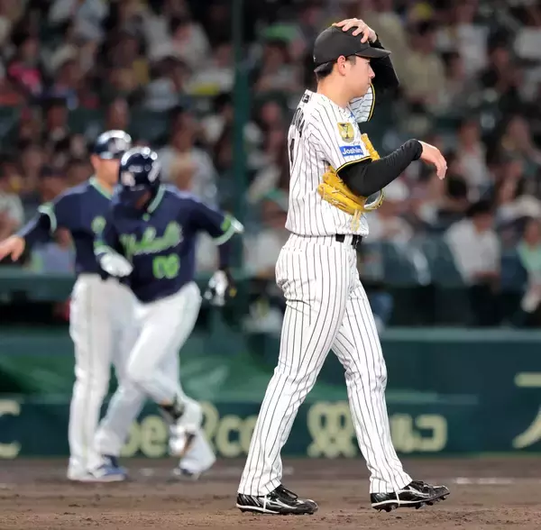 【阪神】先発・下村海翔は６回６安打２失点（自責点１）で降板…拙守に足を引っ張られプロ初勝利お預け