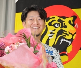 【阪神】竹内孝行球団副本部長、現役引退の岩貞祐太に感謝の言葉「１３年間タイガース一筋で頑張ってくれた」１０・６に引退セレモニー