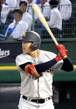【大学野球】関学大・新井亮規浩　広島監督の父・貴浩氏の前でドラフト候補に痛烈な一撃「ちょっとうれしい」