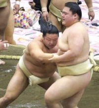 新入幕濃厚の十両・朝白龍、初巡業で「幕内力士と稽古して感覚をつかんでおきたい」