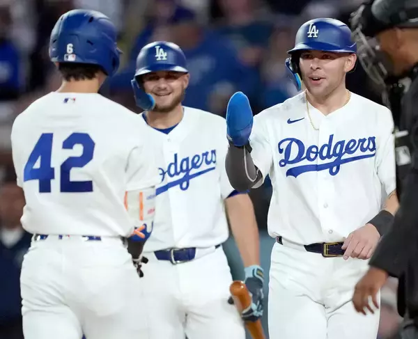 大谷翔平の“代役”が躍動　「ＤＨ」ラッシング初満塁弾　「１番」タッカー２号ソロ…投手専任・大谷の２勝目を強力援護