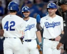 大谷翔平の“代役”が躍動　「ＤＨ」ラッシング初満塁弾　「１番」タッカー２号ソロ…投手専任・大谷の２勝目を強力援護